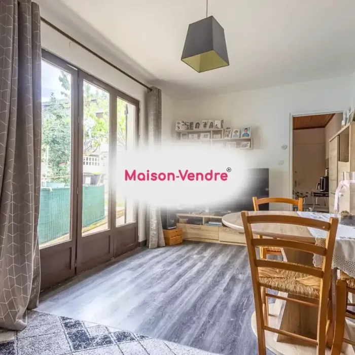 Maison 2 pièces 53,40 m2 Sainte-Geneviève-des-Bois à vendre